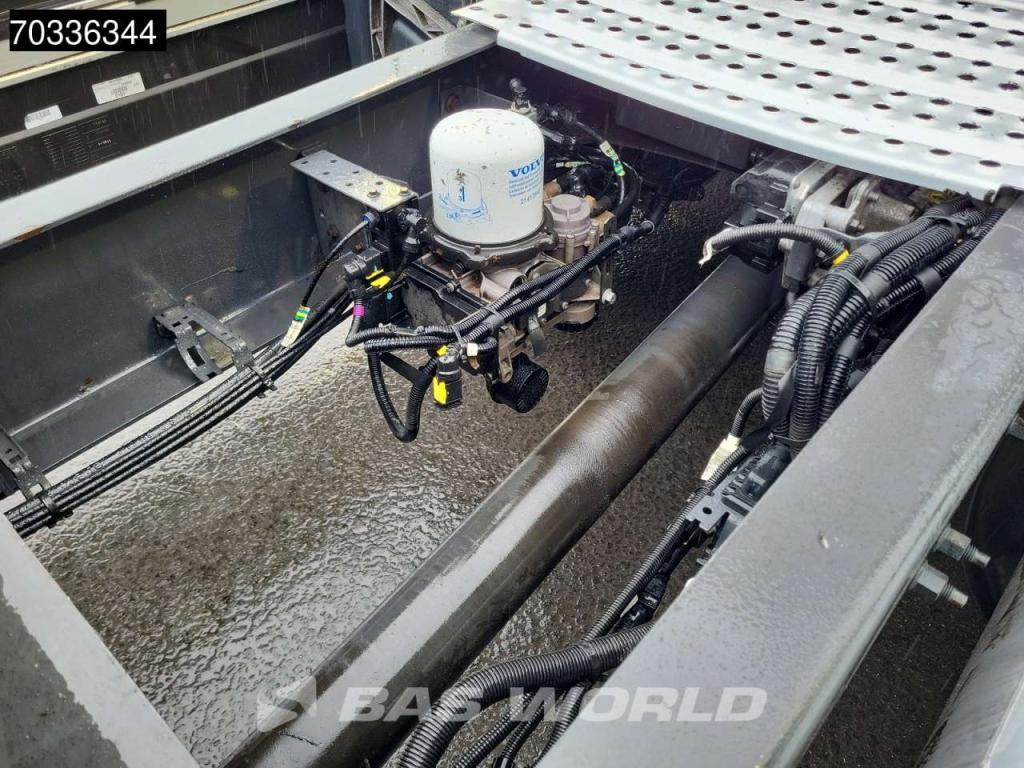 Volvo FH 460 4X2 Globe Alcoa's Leder Foto 15
