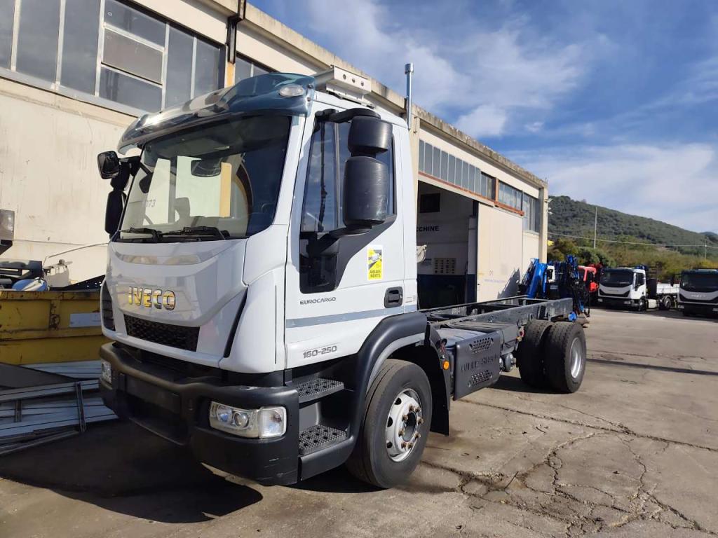 Iveco EUROCARGO 160-250 Foto 14