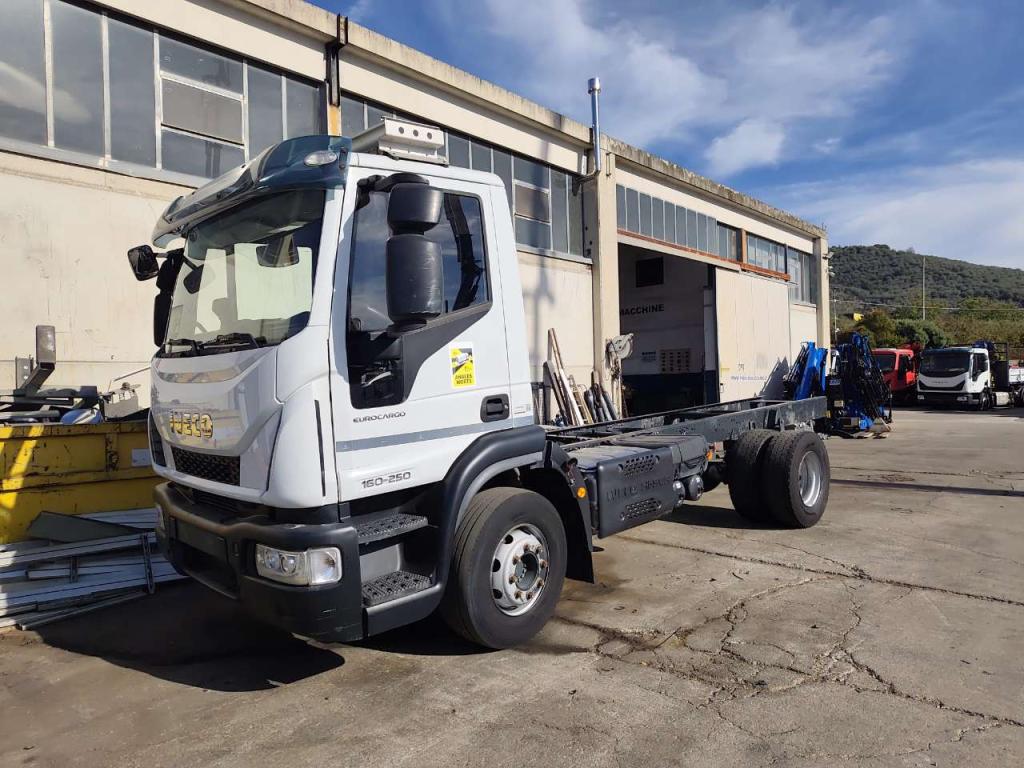 Iveco EUROCARGO 160-250 Foto 18
