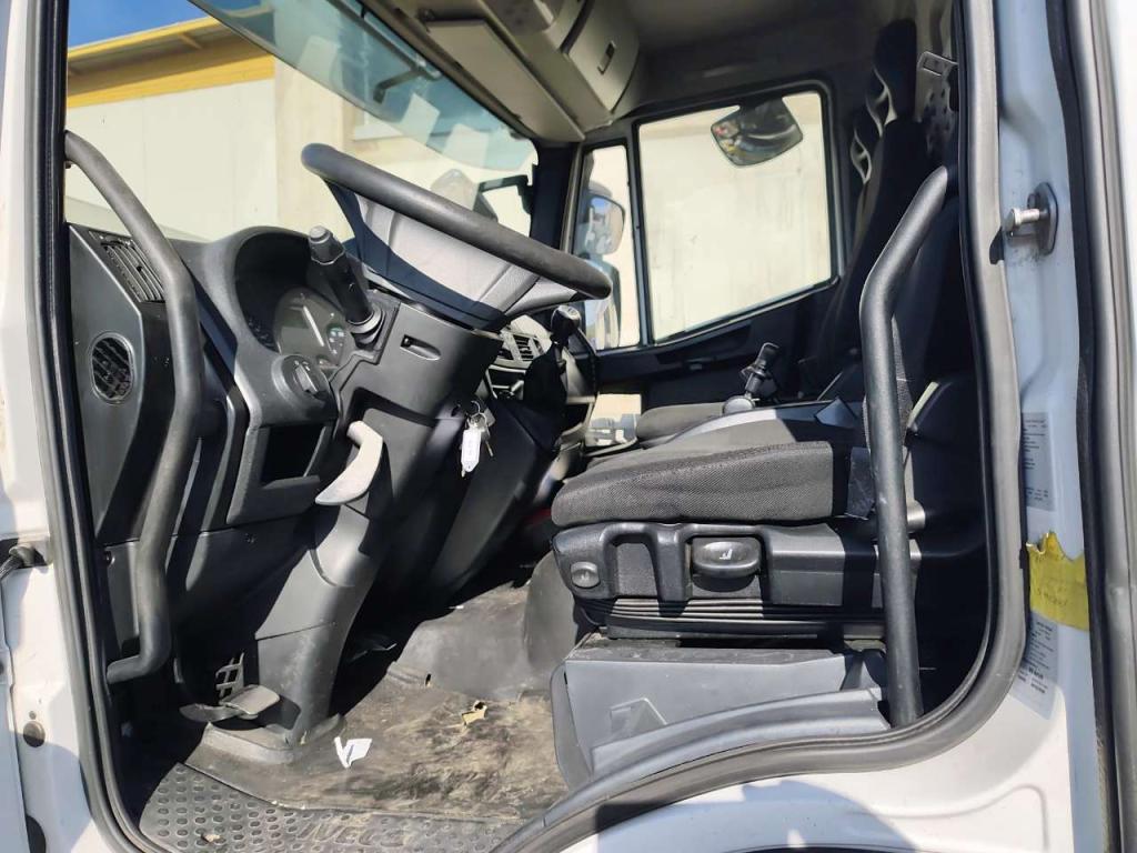 Iveco EUROCARGO 160-250 Foto 6