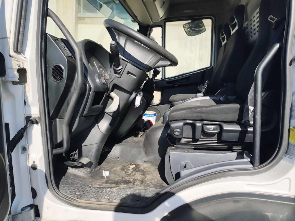 Iveco EUROCARGO 160-250 Foto 8