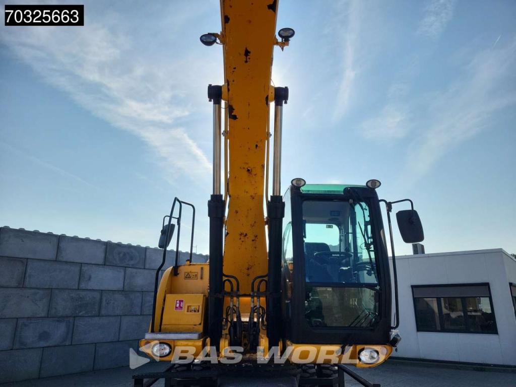 JCB JS200 W Foto 11