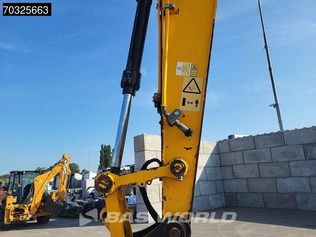 JCB JS200 W Foto 14