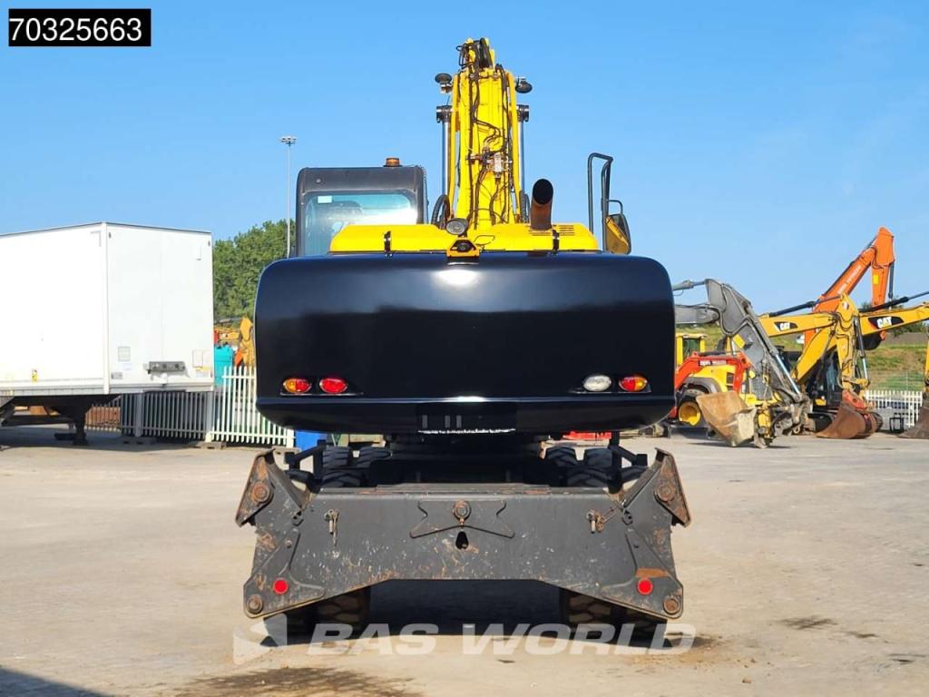 JCB JS200 W Foto 6