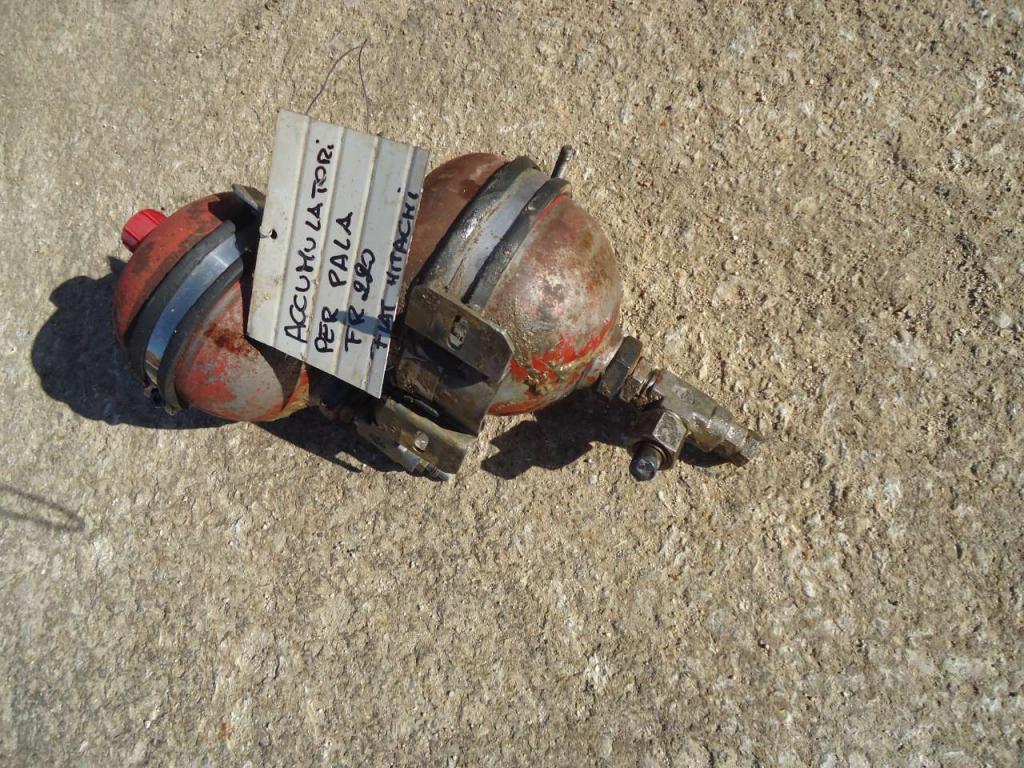 Accumulatore per Fiat Hitachi FR220 Foto 1