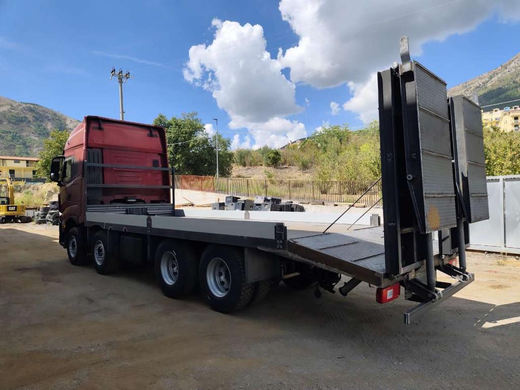 Iveco X-WAY 570 Foto 15