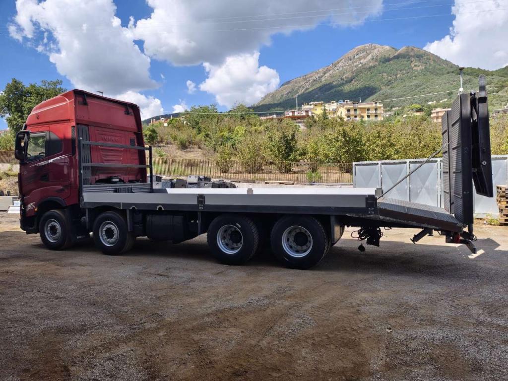 Iveco X-WAY 570 Foto 18