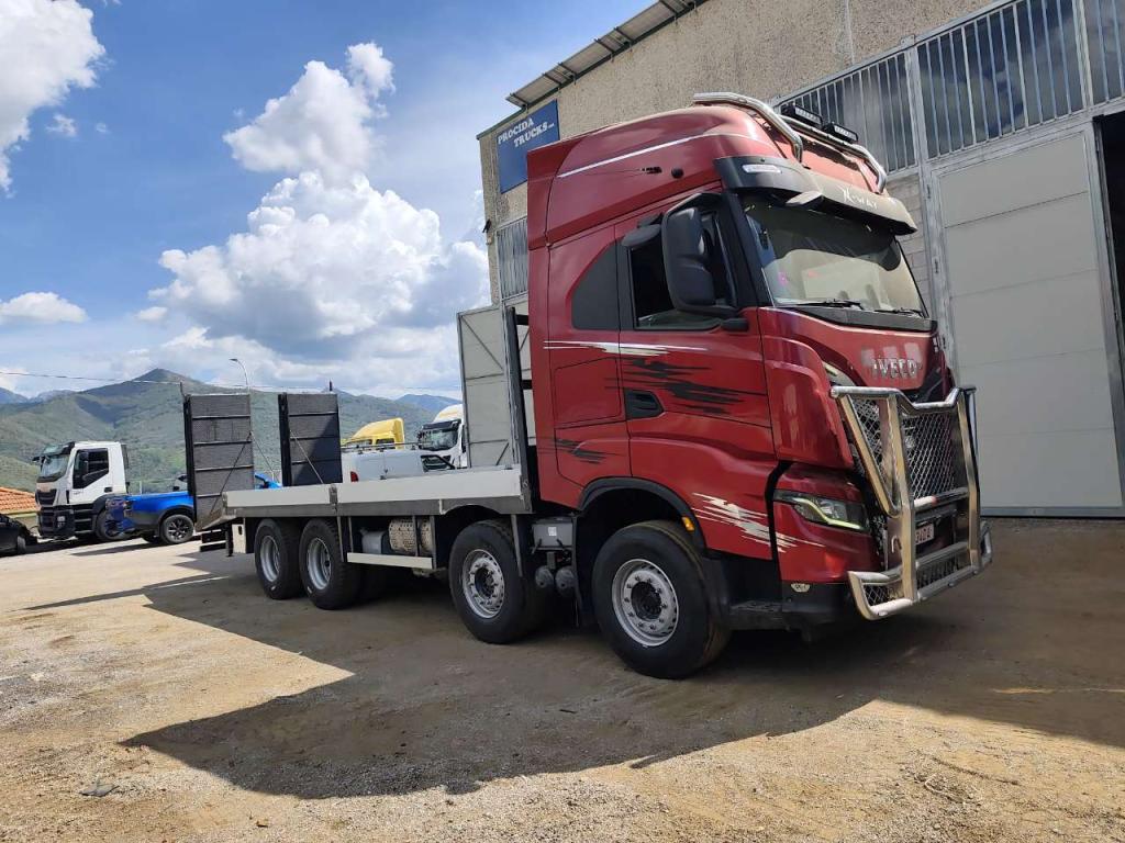 Iveco X-WAY 570 Foto 23