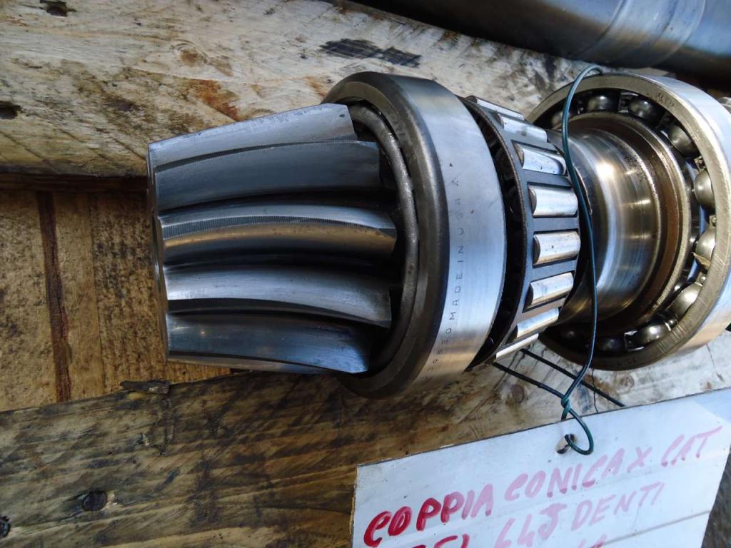 Coppia conica per Caterpillar 955L 64J10000 Foto 5