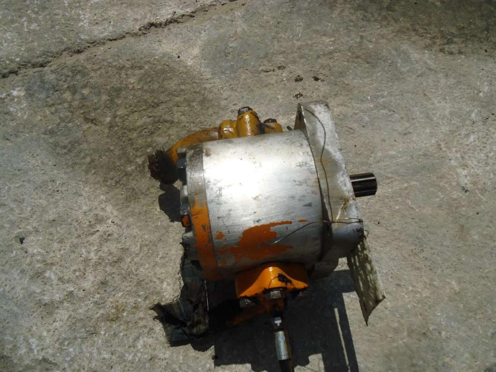 Pompa idraulica per Fiat Allis FL9 Foto 2