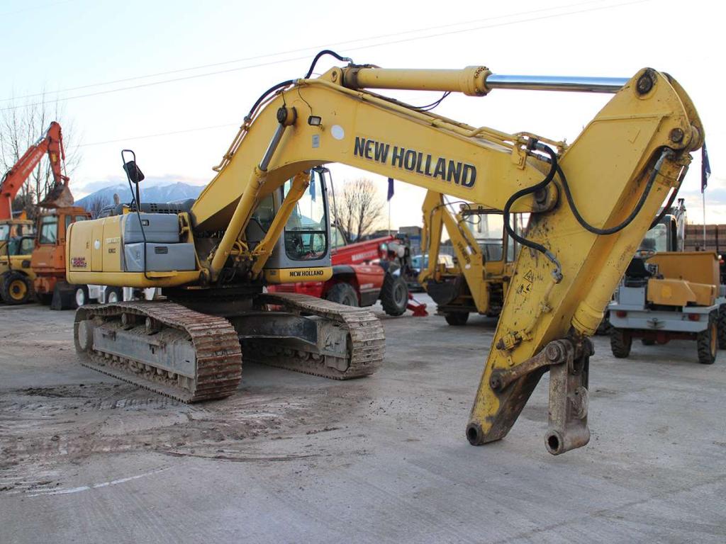 New Holland Kobelco E385B Foto 5