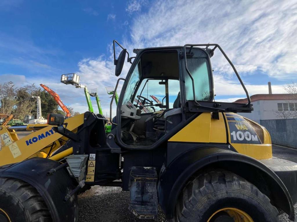 Komatsu WA100 M Foto 12