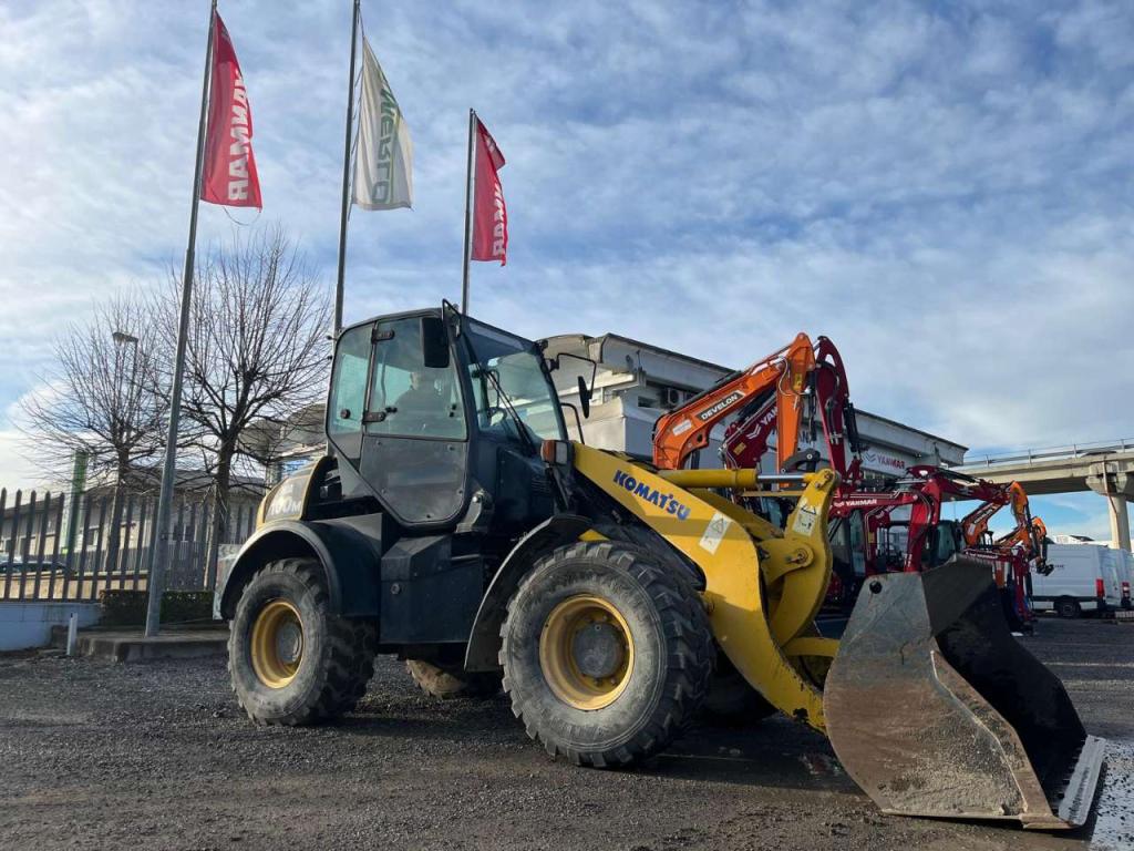Komatsu WA100 M Foto 21