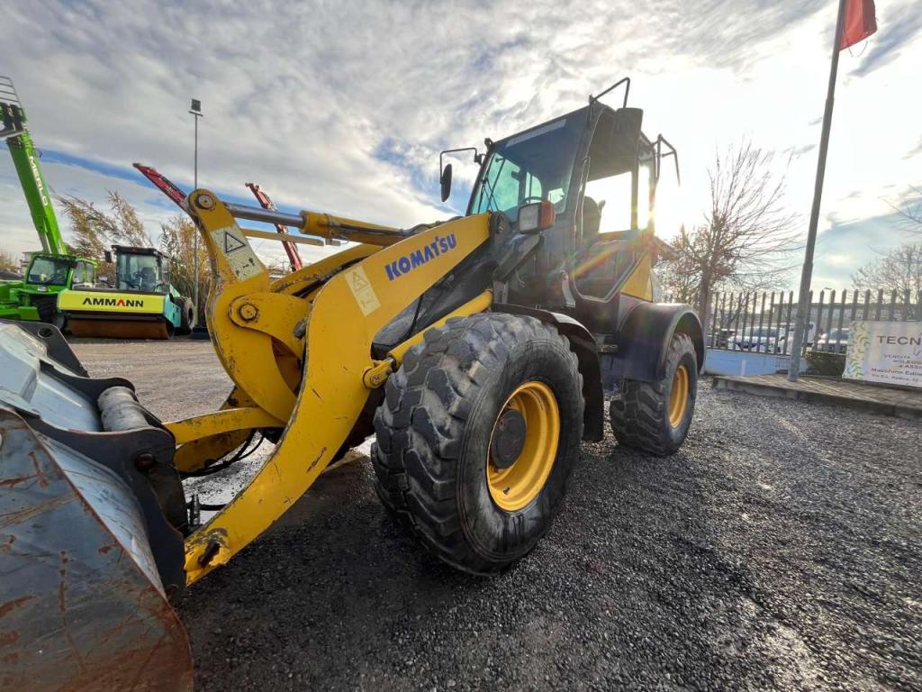 Komatsu WA100 M Foto 7