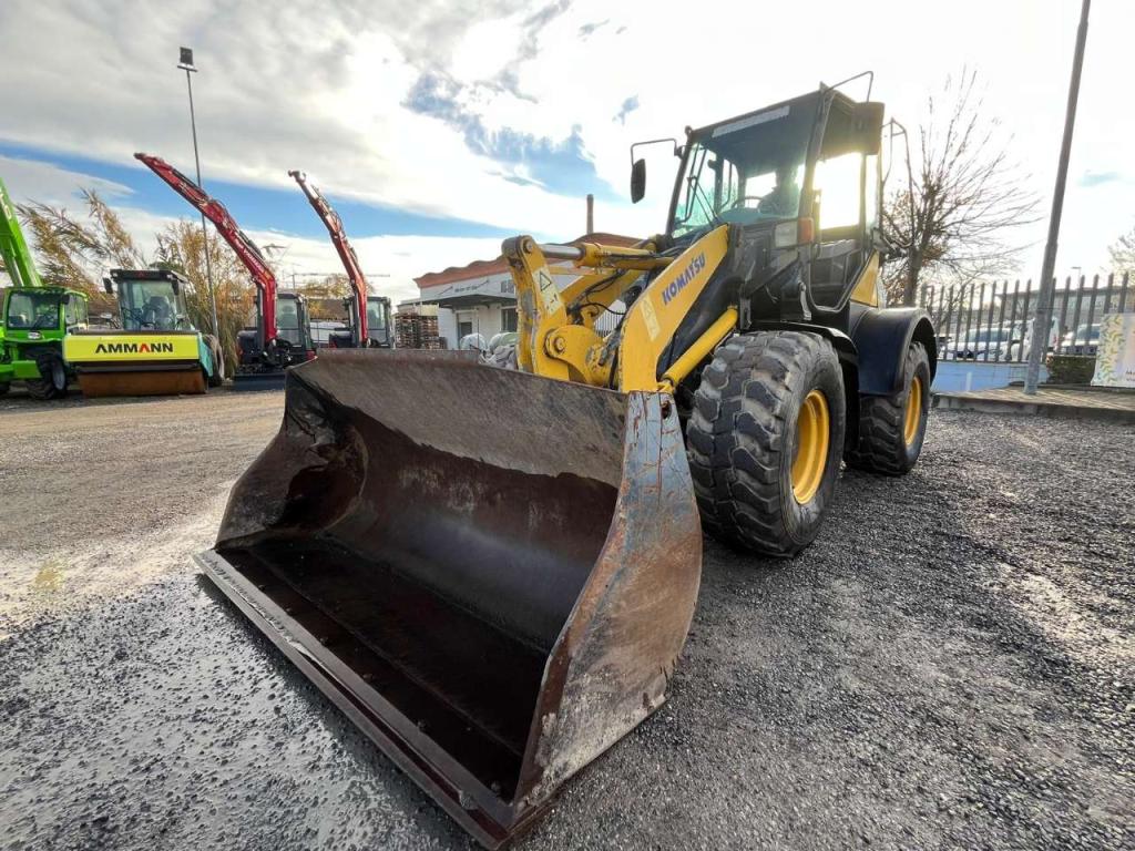 Komatsu WA100 M Foto 8