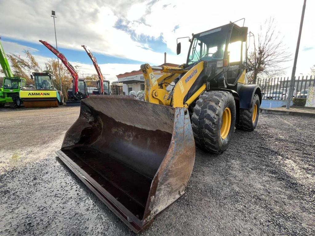 Komatsu WA100 M Foto 9