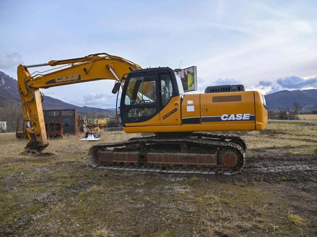 Case CX240B Foto 4