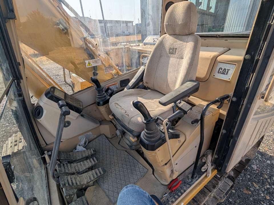 Caterpillar 312 Foto 10
