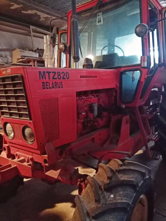 Belarus MTZ820 Foto 2