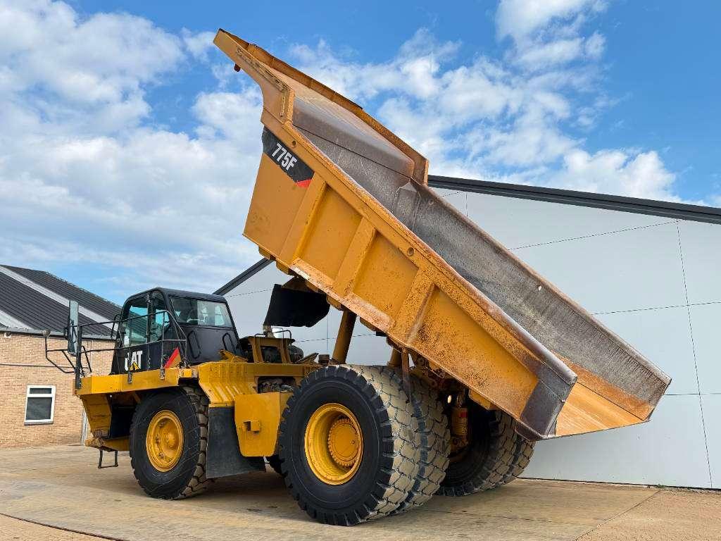 Caterpillar 775F - German Machine / Auto Greasing Foto 16