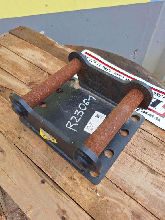 S30 for 2 ton excavators Attachment plate Foto 4