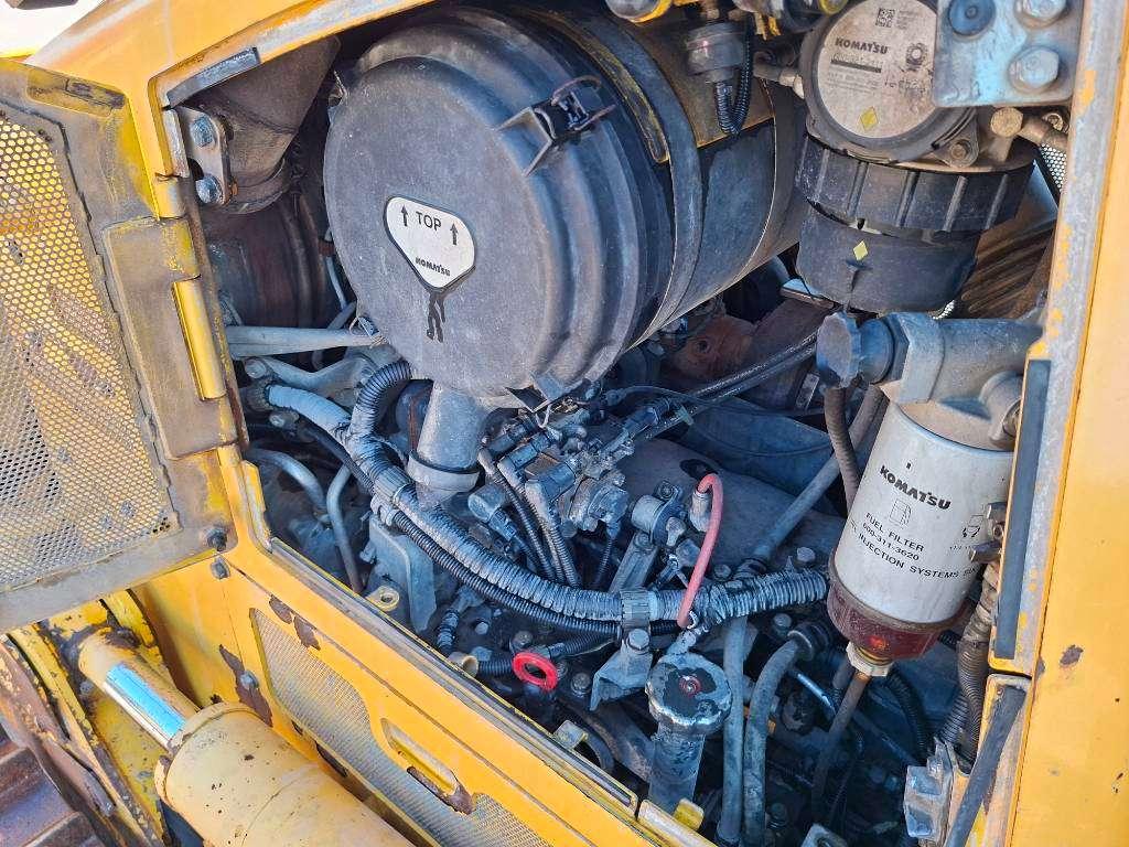 Komatsu D 61 PXi-24 Foto 14