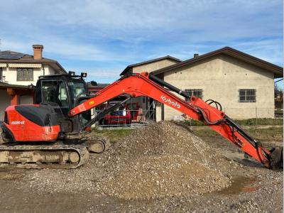 Kubota KX080-4