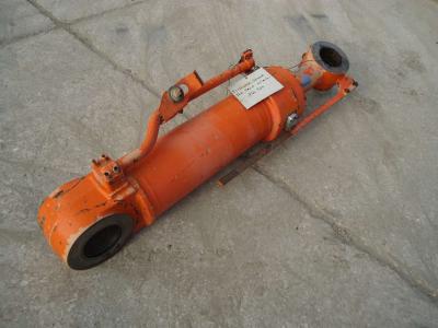 Pistone rotazione benna per Hitachi ZW310 in vendita da OLM 90 Srl