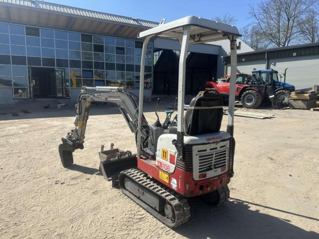 Takeuchi TB 108 3 buckets Foto 3