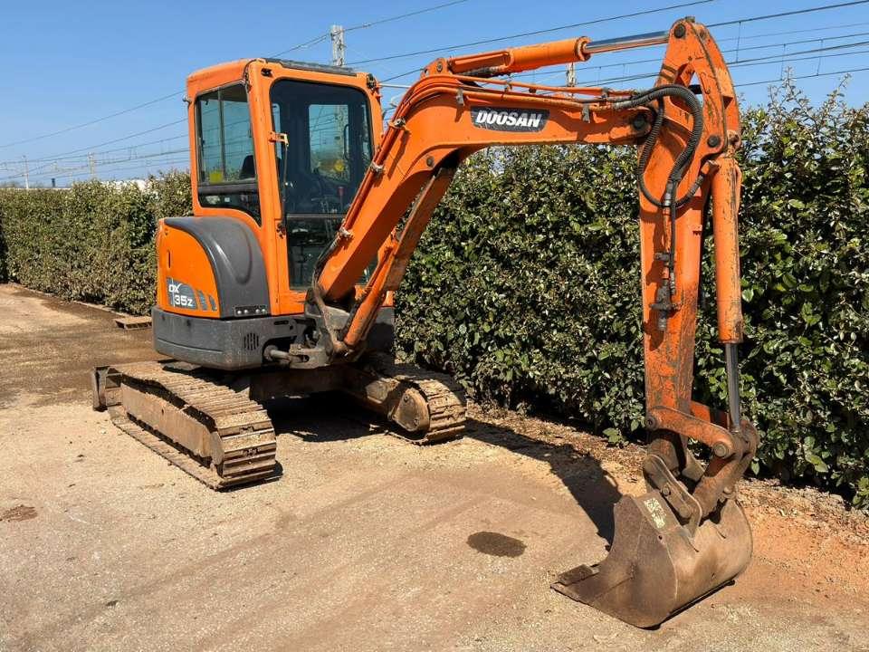Doosan DX35Z Foto 1