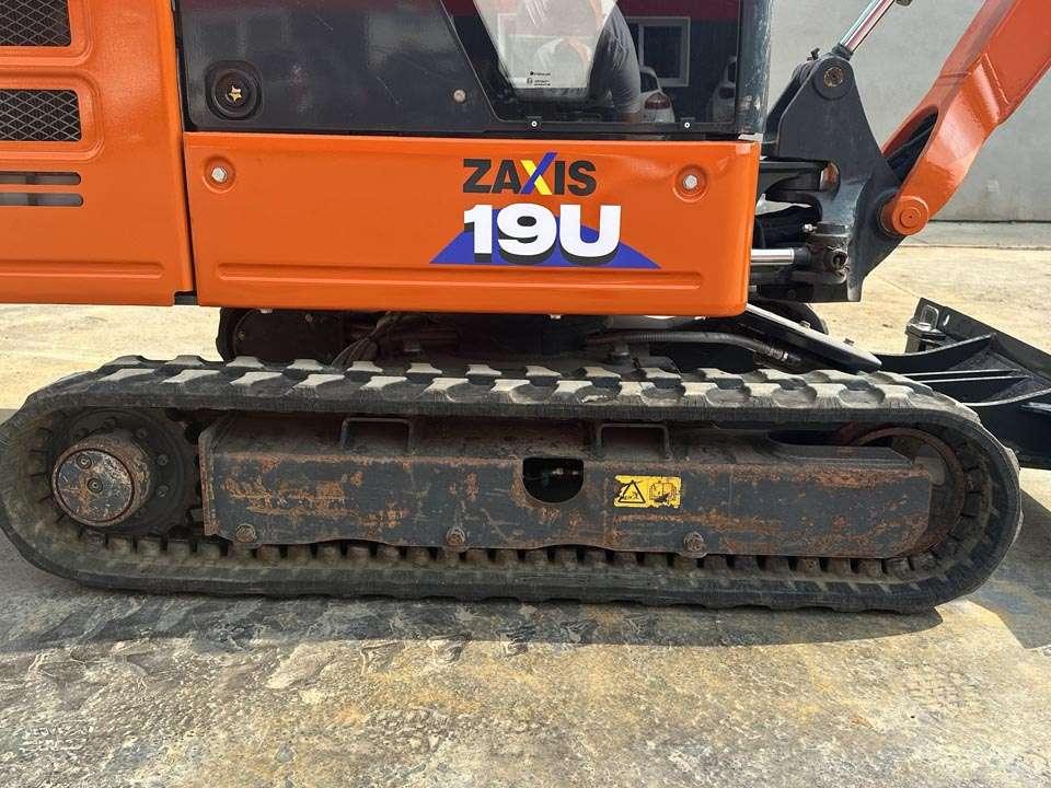 Hitachi ZX19-6 CR Foto 4