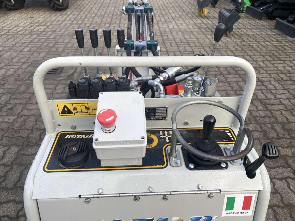 Rotair Rampicar R 80 - Braccio Multifunzione e Trincia Foto 3