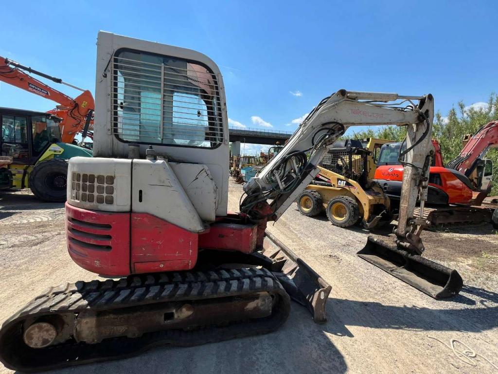 Takeuchi TB 138 FR Foto 2