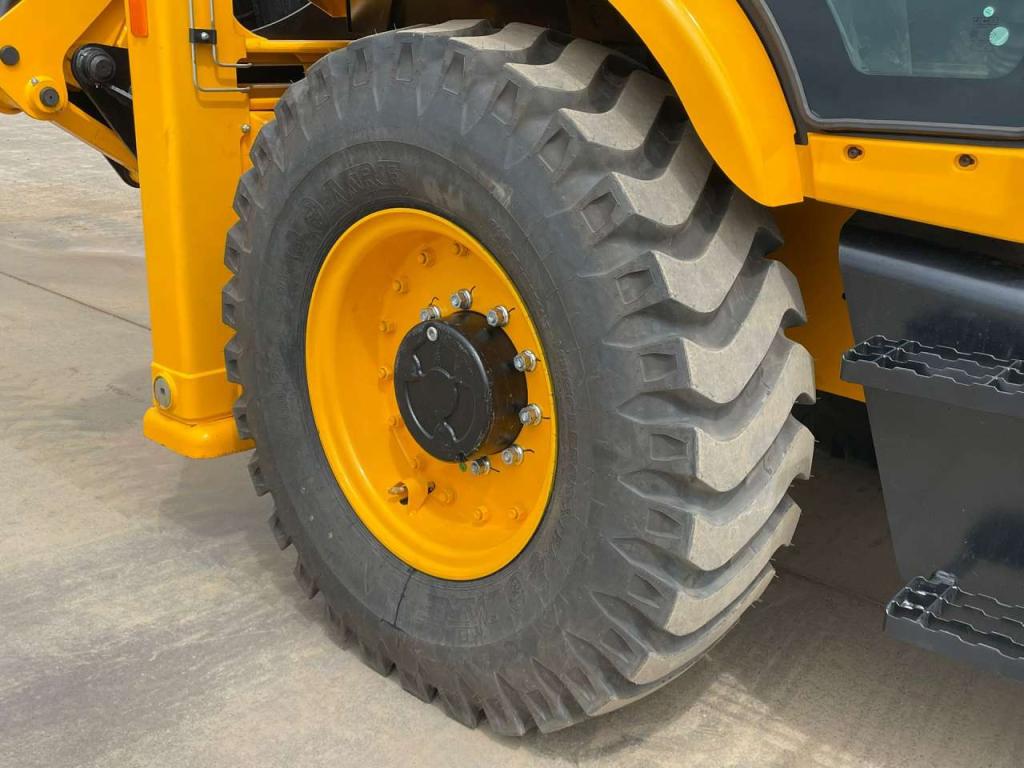 JCB 3DX 4x4 A/C Hammerlines Foto 17