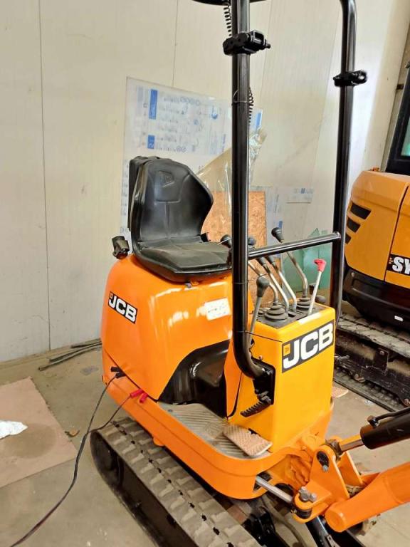 JCB 8008CT Foto 3