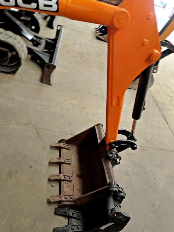 JCB 8008CT Foto 6