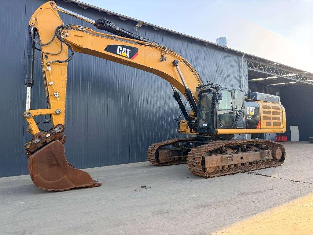 Caterpillar 352F Foto 1