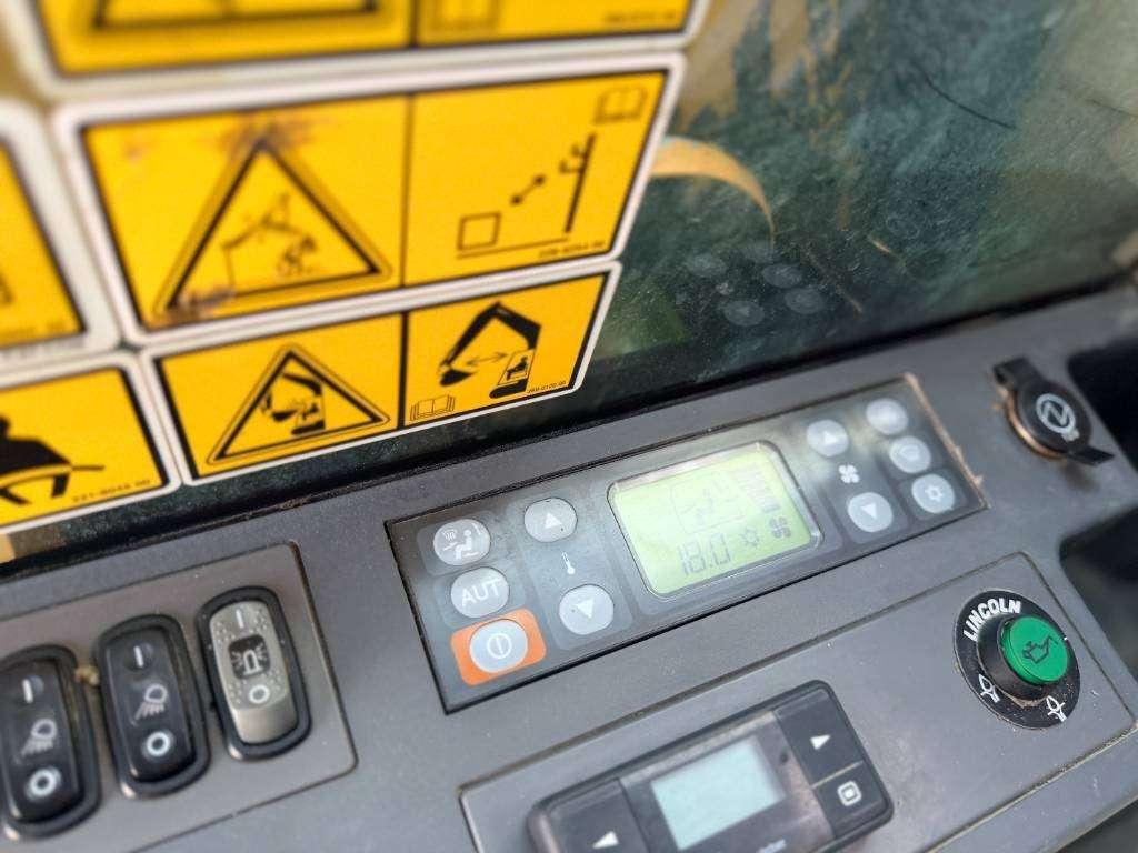Caterpillar 352F Foto 6