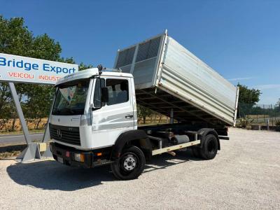 Mercedes-Benz 817 ribaltabile trilaterale in vendita da Bridge Export Srl