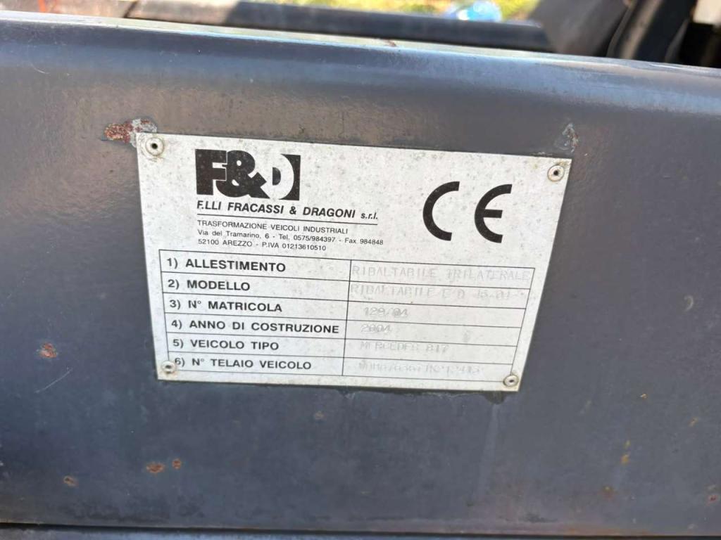 Mercedes-Benz 817 ribaltabile trilaterale Foto 5