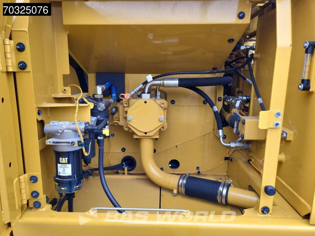 Caterpillar 321 Foto 18
