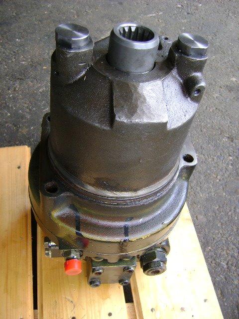 Motore di traino per Caterpillar 320 B Foto 1