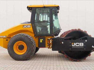 JCB VM138D in vendita da Bove Verhuur & Verkoop