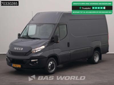 Iveco Daily 35C18 3.0L Automaat Dubbellucht L2H2 3,5t Trekhaak Airco Cruise APK 01-2027 Euro6 L2 Airco Tr in vendita da BAS World B.V.
