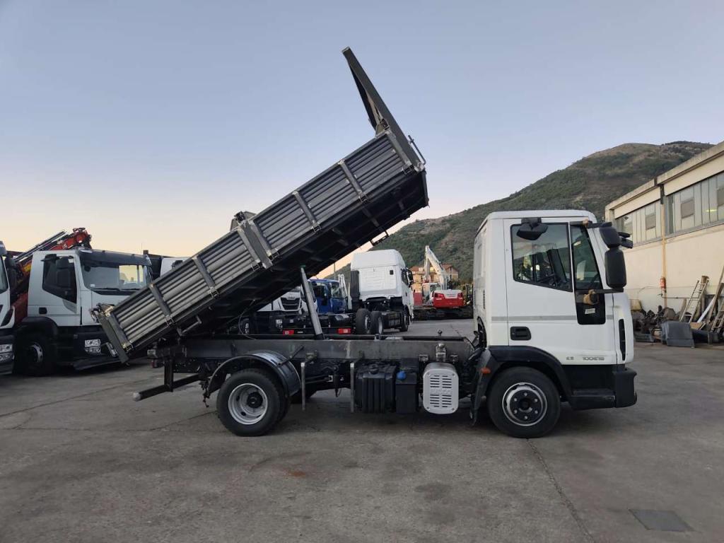 Iveco EUROCARGO 100E18 Foto 26