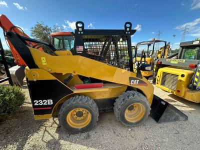Caterpillar 232B