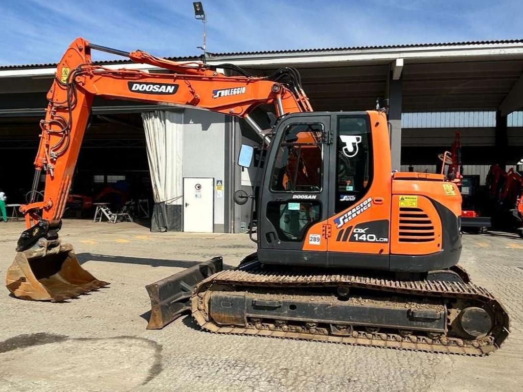 Doosan DX140LCR-3 Foto 1