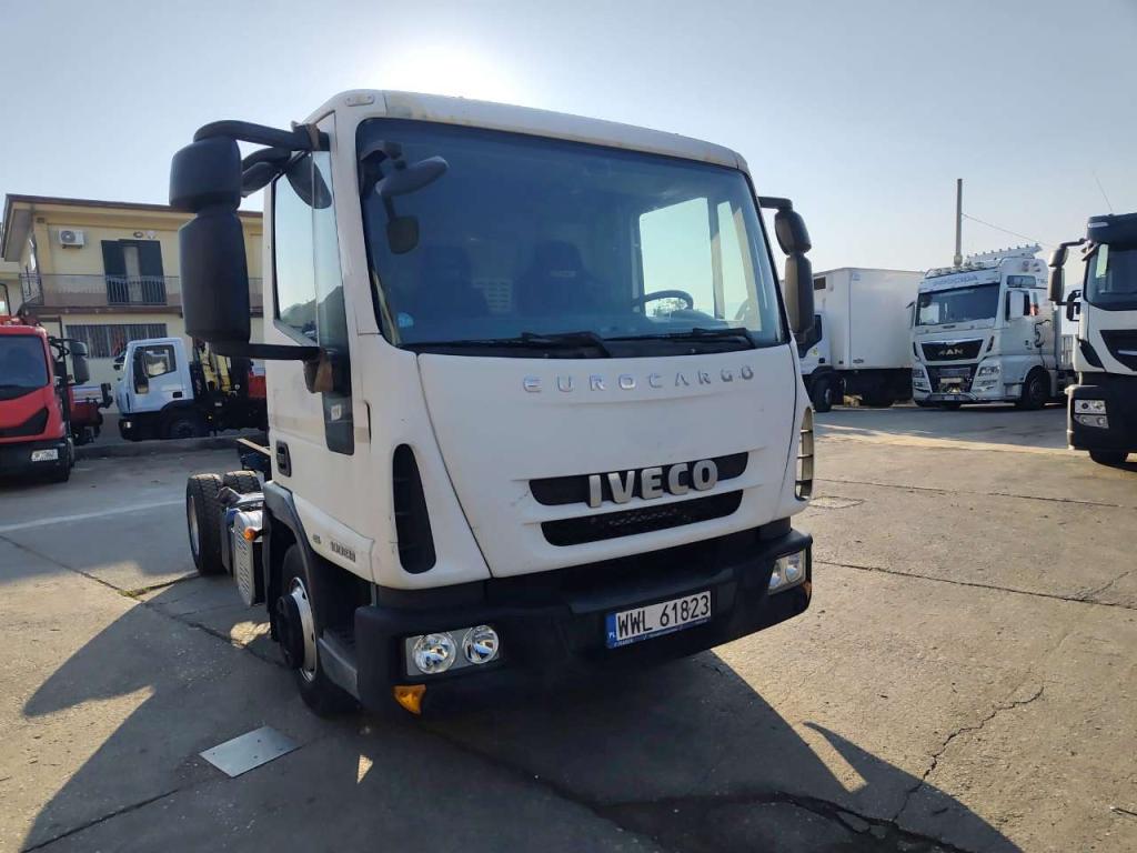 Iveco EUROCARGO 100E18 Foto 10