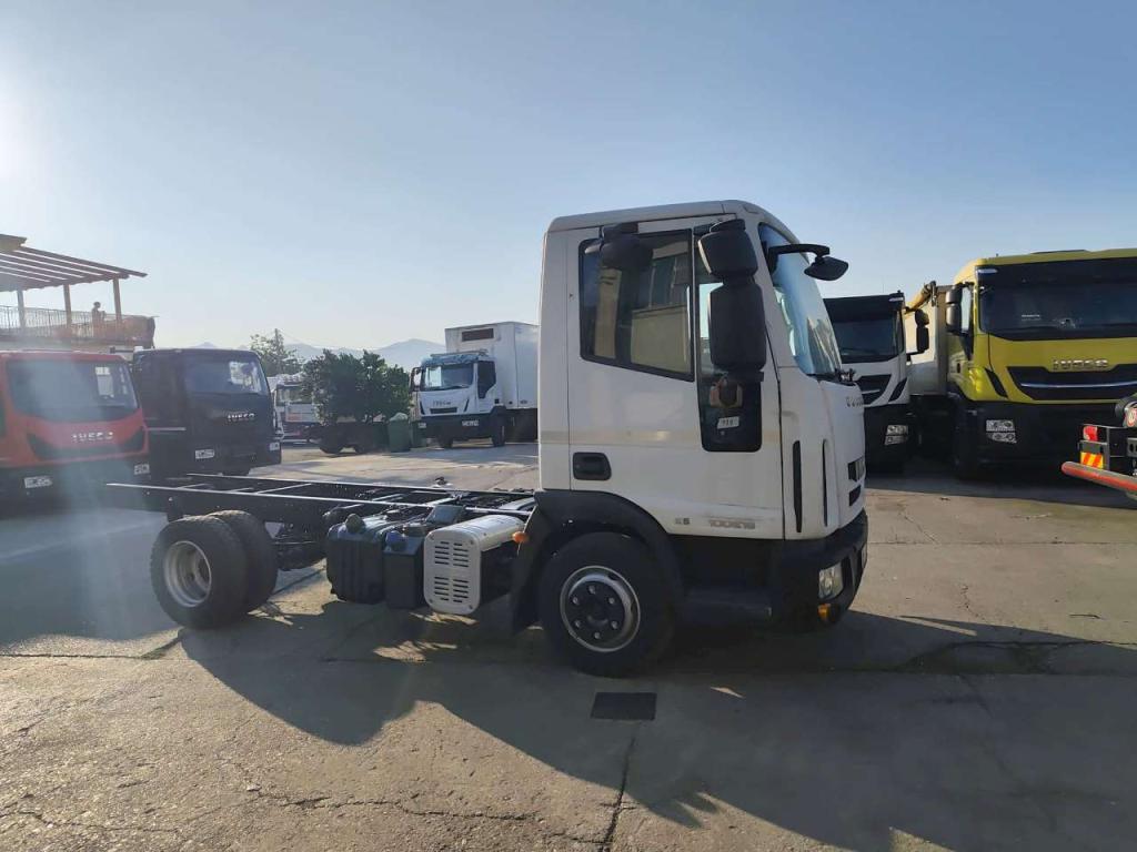 Iveco EUROCARGO 100E18 Foto 11