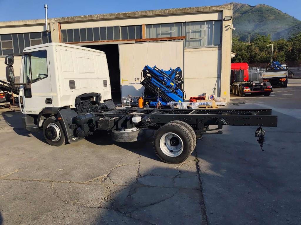 Iveco EUROCARGO 100E18 Foto 22